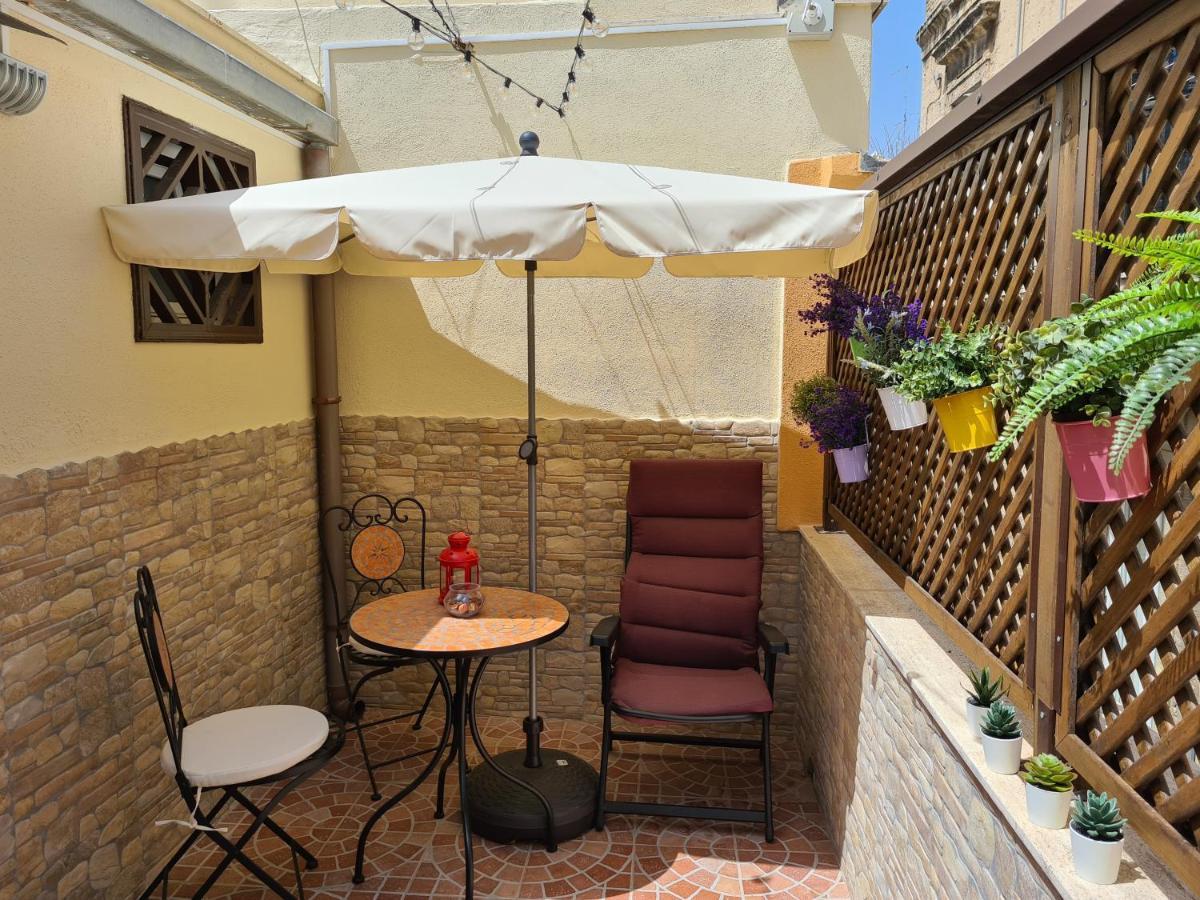 Casa Dei Nonni - Tresca Vecchia Bari Apartment Exterior foto