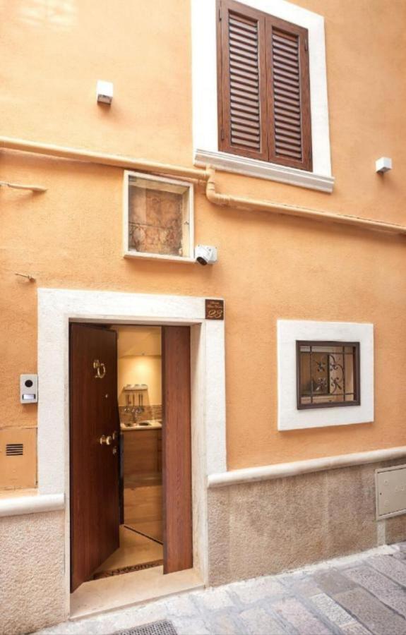 Casa Dei Nonni - Tresca Vecchia Bari Apartment Exterior foto